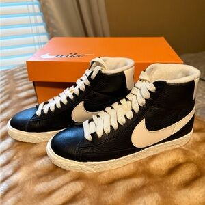 NEW in Box Nike Blazer Mid Black and White Vintage Sneakers - Women’s